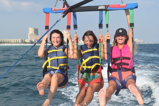 Parasailing along Fort Lauderdale Beach - An In-Depth Look at the Parasailing Tour