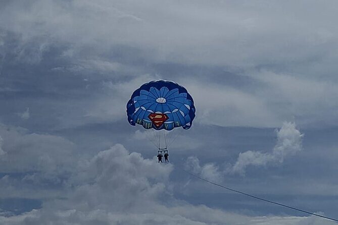 Parasailing, Blue Hole Mineral Spring, Seven Mile Beach - Good To Know  