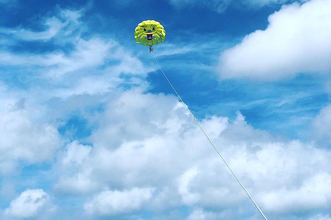 Parasailing in Aruba - Requirements and Restrictions