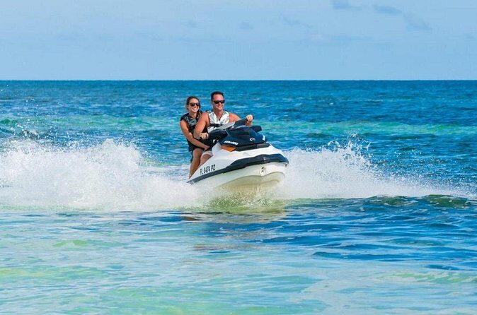 Parasailing Jet Ski and Shopping at Montego Bay with Transport - FAQ