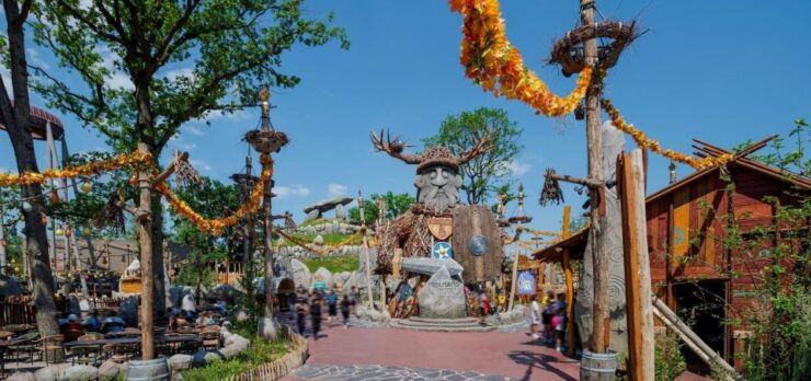 Parc Astérix: Ticket and Transfer - Park Experience Highlights