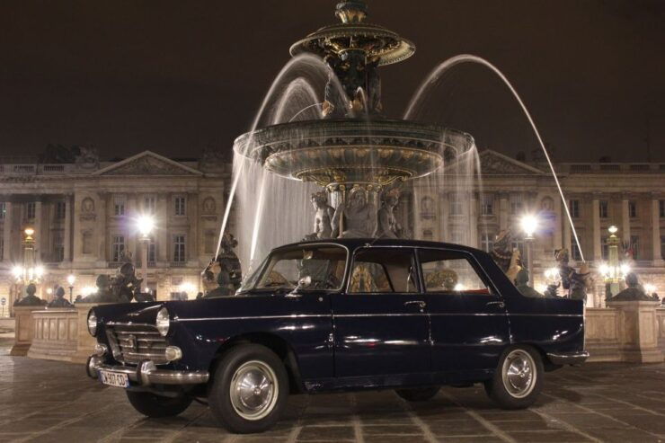 Paris: 1.5-Hour Vintage Car Night Tour - Vintage Car Experience