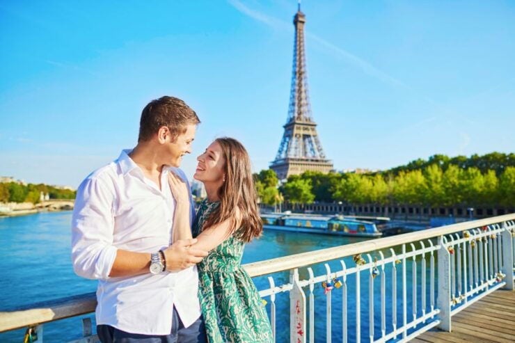 Paris: 1-Day Tour From London With Coach Tour & Cruise - Experience
