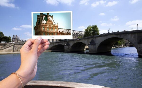 Paris: 1 Hour Illuminations River Cruise - The Sum Up