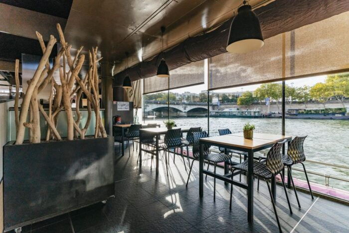 Paris: 1-Hour Sightseeing Cruise and 3-Course Bistro Dinner - Exploring Paris Beyond the Cruise and Dinner