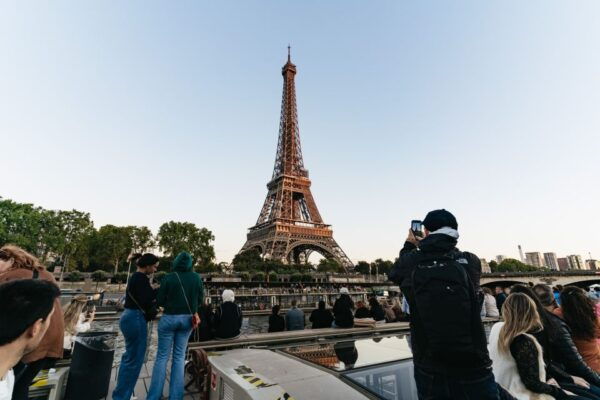 Paris: 1-Hour Sightseeing Cruise With Bistro Dinner - Booking and Cancellation Policy