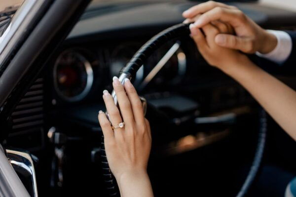 Paris: 1-Way Parc Asterix/Disneyland Citroën DS 21 Transfer - Questions You May Have