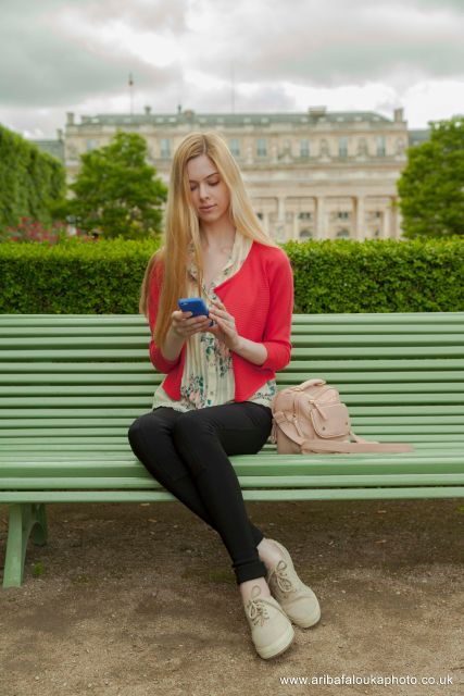 Paris: 1h40min Photoshoot in City Centre - Professional - Pricing and Group Size