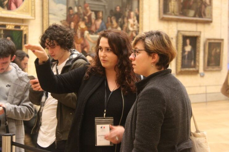 Paris: 2-Hour Guided Tour Through the Louvre - Experience Highlights