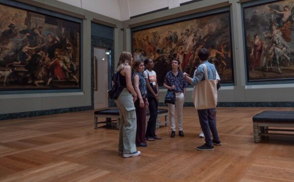 Paris: 2-Hour Guided Tour Through the Louvre - The Sum Up