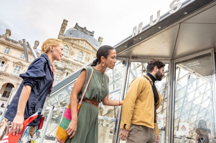 Paris: 2-Hour Louvre Museum Guided Tour With Ticket - Booking and Tour Details