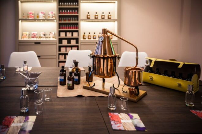 Paris: 2-Hour Perfume Creation Workshop - Booking Information