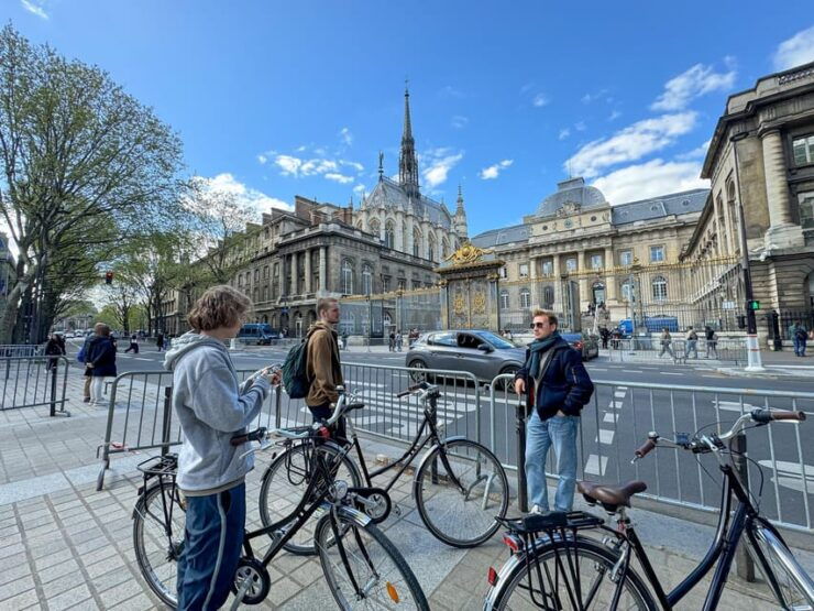 Paris: 2024 New Guided Tour by Bike or E-Bike - Key Points