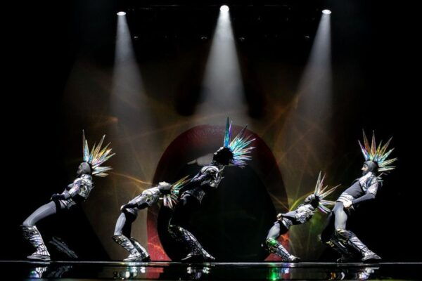 Paris: 3-Course Dinner Cabaret Show at Paradis Latin Theater - Directions