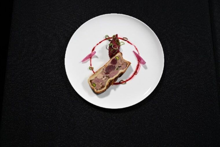 Paris: 3-Course Dinner & Show at Paradis Latin Cabaret - Sample Dishes to Delight Your Palate