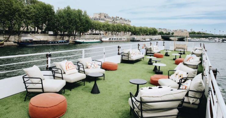 Paris: 3-Course Italian Meal Seine Cruise With Rooftop Views - Booking and Logistics