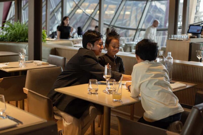 Paris: 3-Course Lunch at Eiffel Tower's Madame Brasserie - Who Is This Experience Best For?