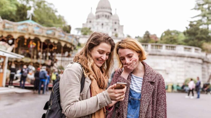 Paris: 3-Hour Private Tour from Champs Élysées to Montmartre - What Makes This Tour Stand Out?