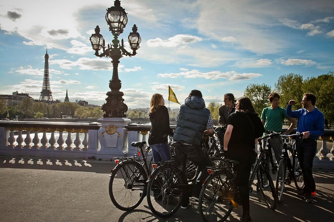 Paris 3-hour Sightseeing Bike Tour - Tour Overview