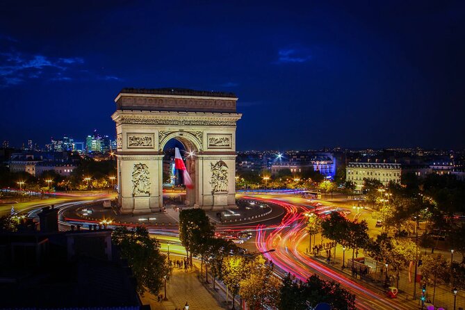 Paris 4 Hours Tour in Small Group With an Expert Driver - Pricing and Availability