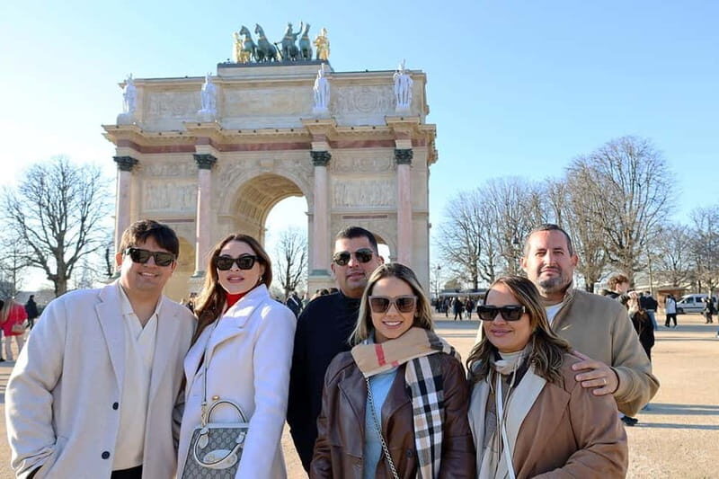 Paris: 6 hours PRIVATE tour in a van - photoshoot included - Who Would Love This Experience?