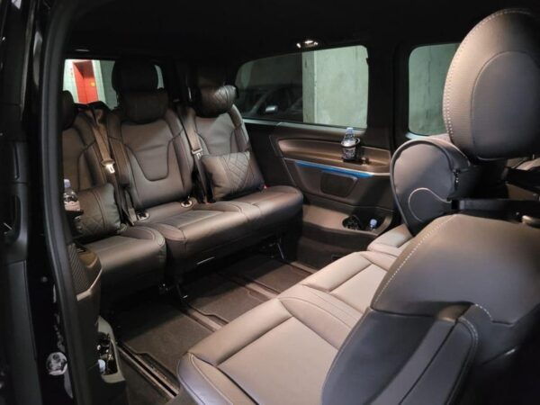 Paris Airport (CDG/ORLY) Transfer Minivan From or To Paris - Questions You May Have