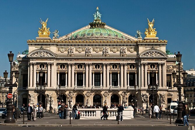 Paris Airport Transfer: Paris City to Paris Airport CDG in Luxury Van - Efficient and Punctual Service With Positive Customer Feedback