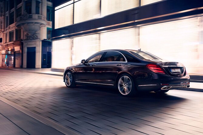 Paris Airports Private Roundtrip Transfer - Booking and Confirmation