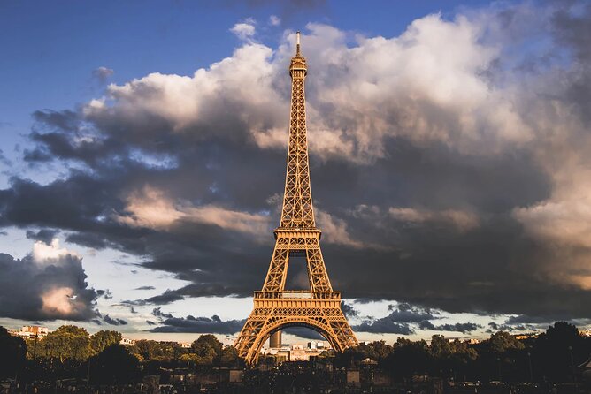 Paris and Saint Germain Half-Day Tour With Seine River Cruise - Paris and Saint Germain Itinerary