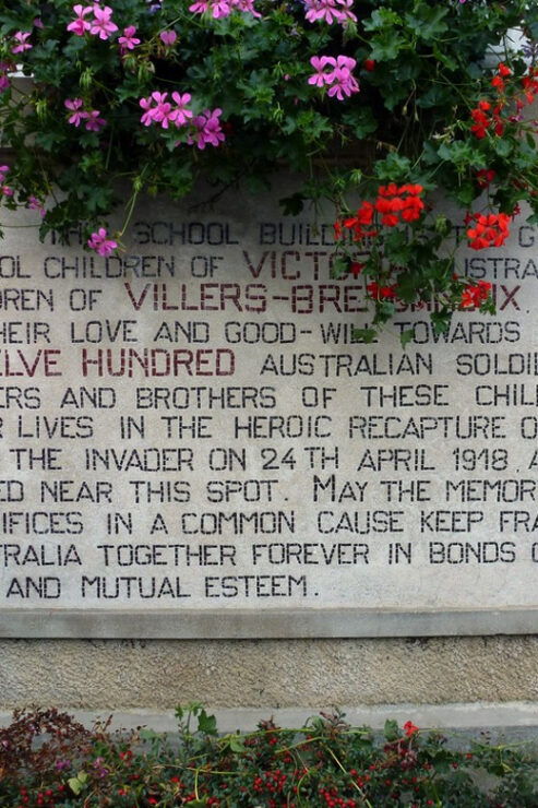 Paris: Anzac Day Day Tour to Villers Bretonneux - Key Points