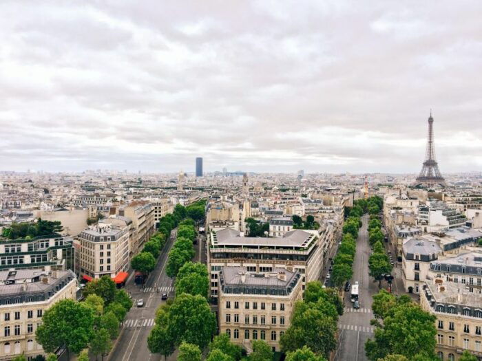 Paris: Arc De Triomphe Private Guided Tour + Rooftop Ticket - Exploring the Rooftop Views