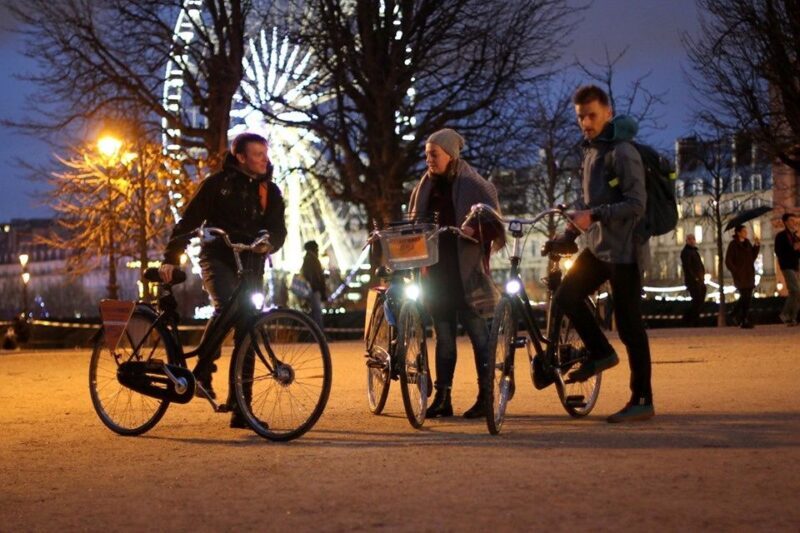 Paris at Christmas: 3-Hour Bike Tour - An In-Depth Look at the Paris Christmas Bike Tour