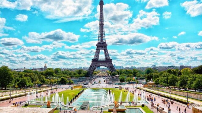 Paris Audioguide - Travelmate App for Your Smartphone - Customer Reviews and Feedback