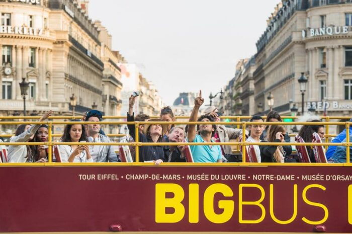 Paris: Big Bus Hop-On Hop-Off Tour and Pantheon Entrance - What to Expect on the Tour