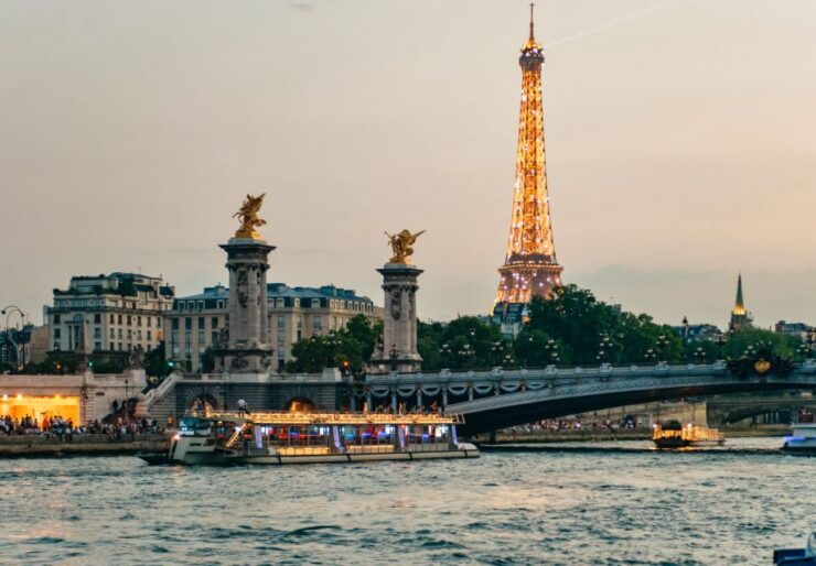 Paris: Big Bus Hop-On Hop-Off Tours With Optional Cruise - Highlights