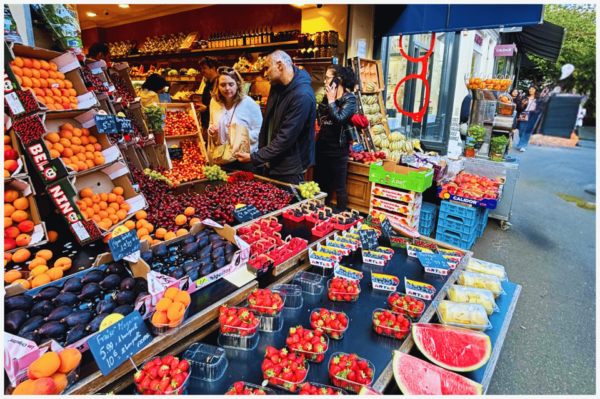 Paris: Bohemian Walking Food Tour With Gourmet Tastings - What to Expect