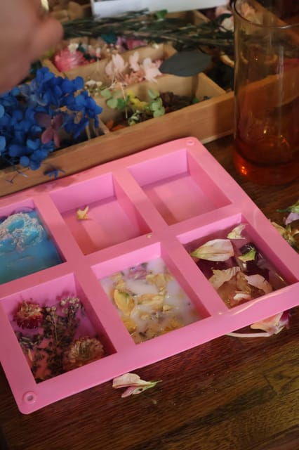 Paris: Botanical Handmade Soap Workshop (Melt and Pour Soap) - Good To Know