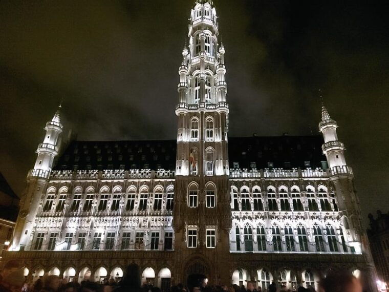 Paris: Bruges and Ghent Christmas Markets 2 Days Tour - Day 1: Exploring Bruges