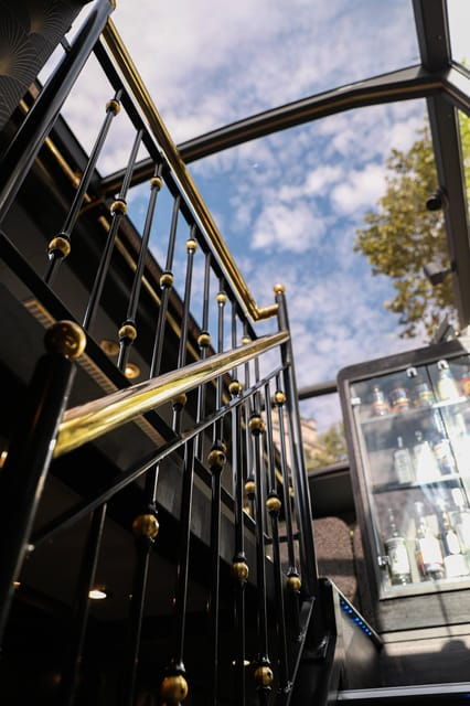 Paris Bus Toqué St Germain 5-Course Dinner/Champagne - Key Points