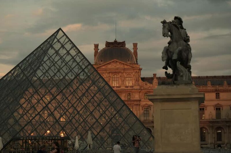 Paris By Night: 3-Hour Guided Bike Tour - Introduction