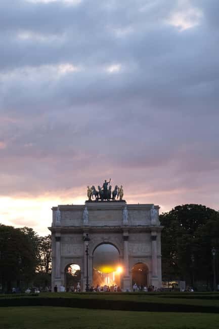 Paris By Night: 3-Hour Guided Bike Tour - Who Should Consider This Tour?