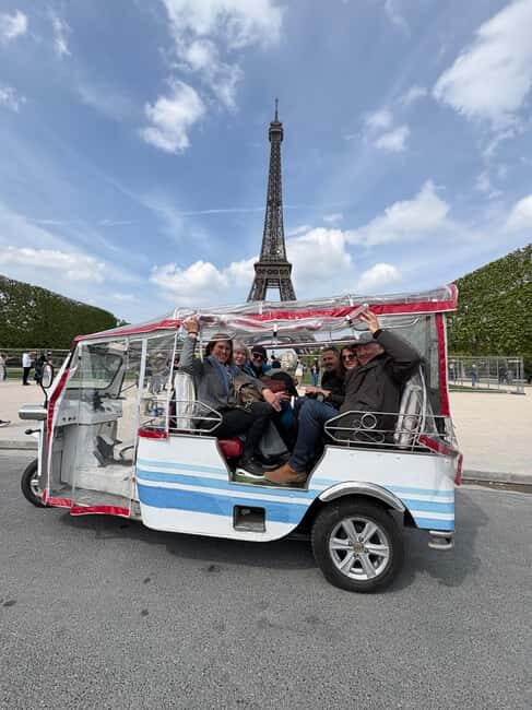 Paris by tuk-tuk: 2-hour Private Tour of Iconic City Landmarks - Good To Know