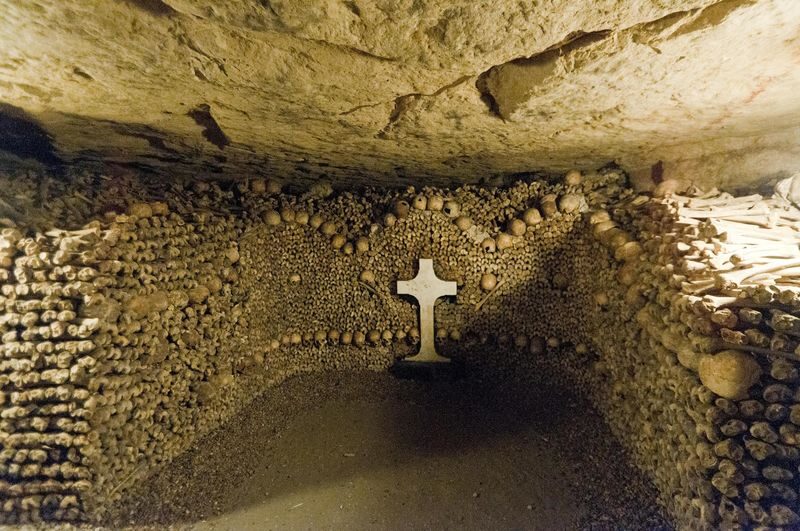 Paris Catacombs Guided Tour with Skip-the-Line & Restricted Areas - Clothes, stairs, and close quarters