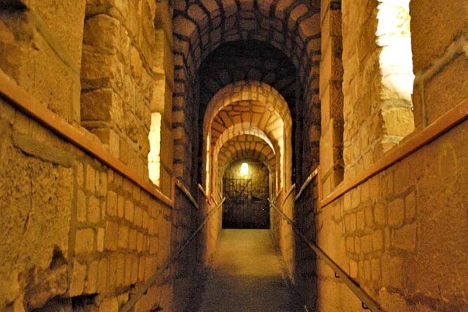 Paris Catacombs Private Walking Tour With a Local Guide - Meeting and Pickup Details