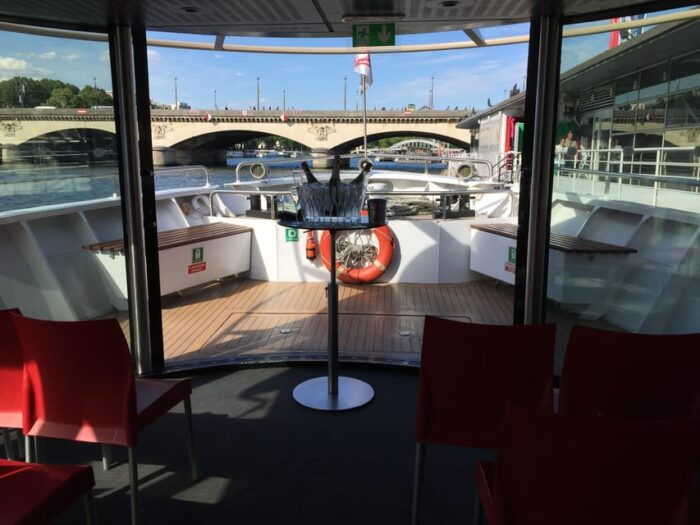 Paris: Champagne Tasting Cruise Departure From Eiffel Tower - Ideal Audience for the Cruise