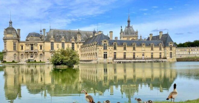Paris: Chantilly Castle Private Transfer for 3 People - Important Details