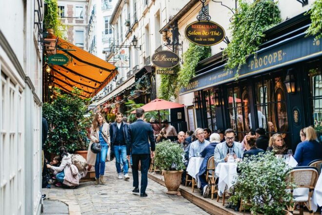 Paris: Charming Nooks and Crannies Bike Tour - Select Participants and Date