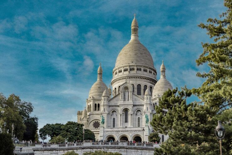 Paris: Charms of Montmartre Guided Walking Tour - Booking Details
