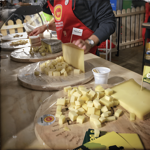 Paris: Cheese & Wine Tasting Tour With a Private Chef - Private Chef Experience