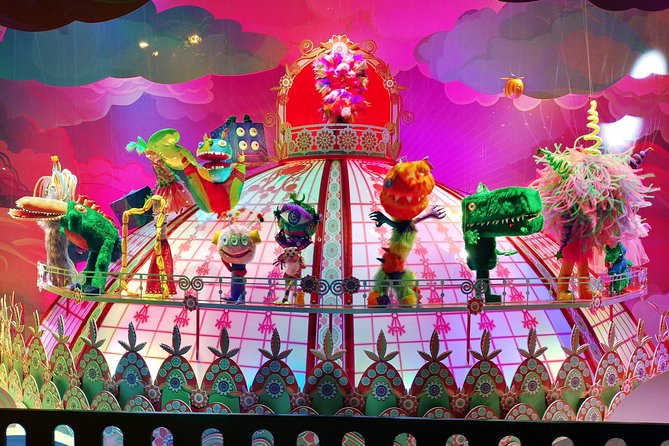 Paris Christmas Illuminations Ferris Wheel Ride & Holiday Market Private Tour - Recommendations to Book the Tour With Milan